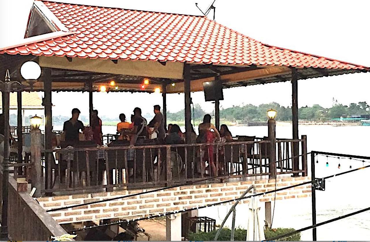 Maeping Mango Riverside Resort Kamphaeng Phet Eksteriør bilde