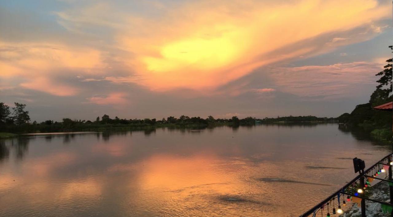 Maeping Mango Riverside Resort Kamphaeng Phet Eksteriør bilde