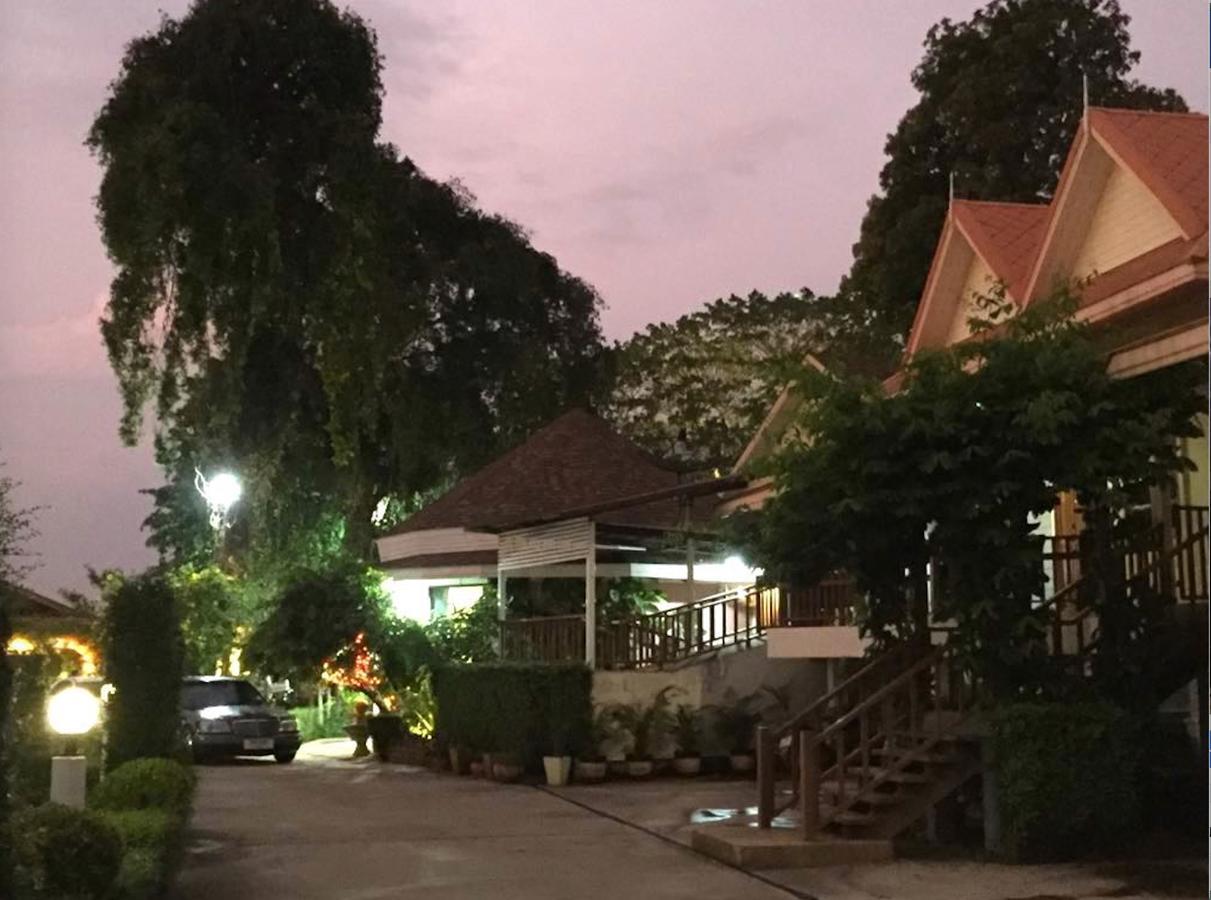 Maeping Mango Riverside Resort Kamphaeng Phet Eksteriør bilde