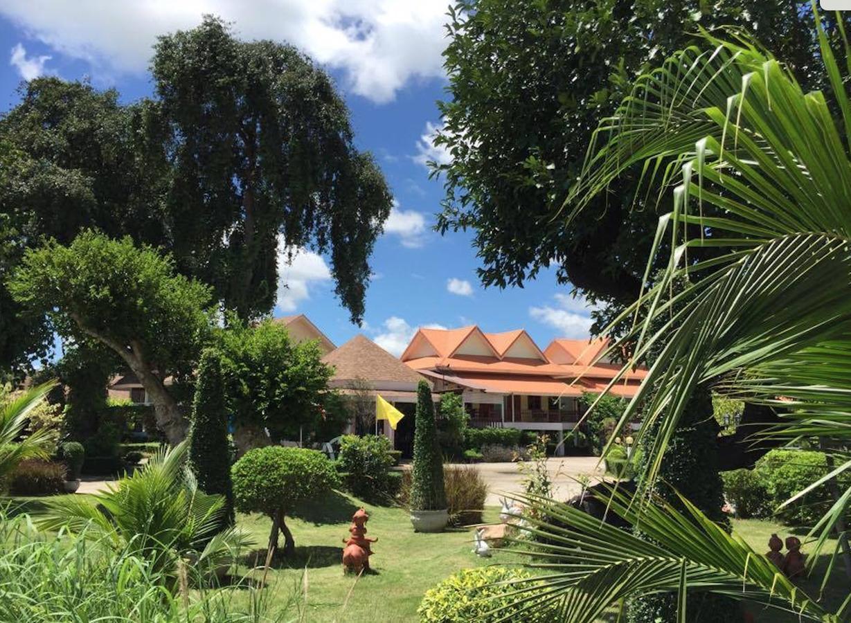 Maeping Mango Riverside Resort Kamphaeng Phet Eksteriør bilde